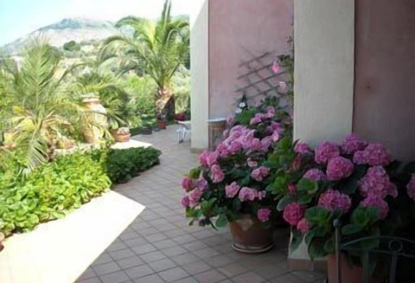 田舎風ホテル Agriturismo Villa Luca