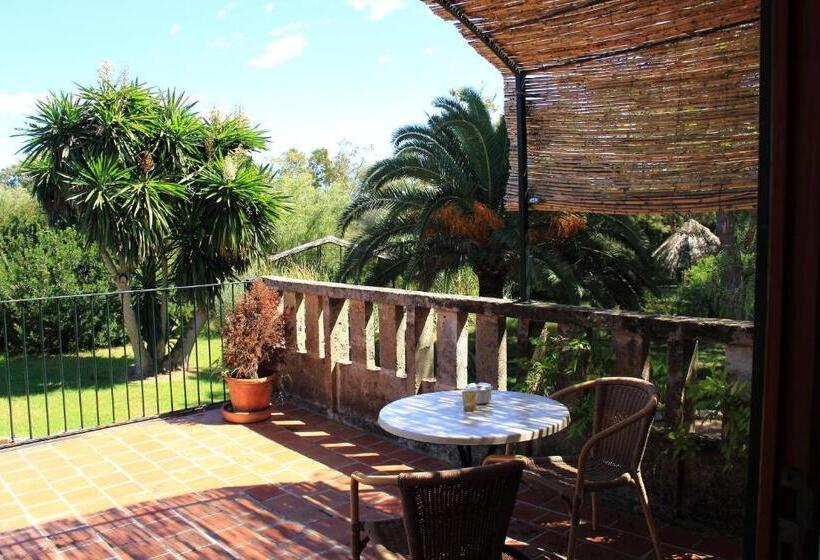 בית מלון כפרי Petit Hotel Es Figueral