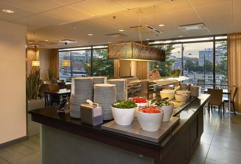 ホテル Scandic Hakaniemi