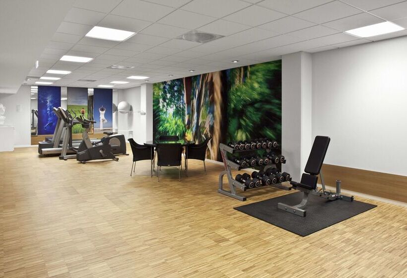 호텔 Scandic Oslo Airport