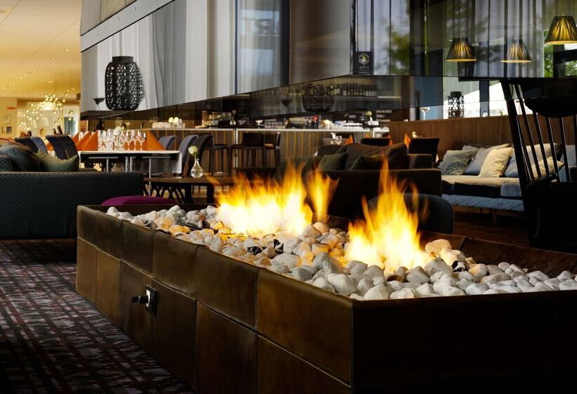 호텔 Scandic Oslo Airport