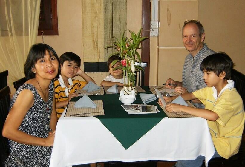 هتل Shining Angkor Boutique