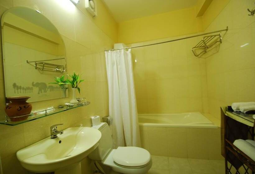 هتل Shining Angkor Boutique