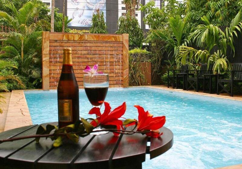 هتل Shining Angkor Boutique