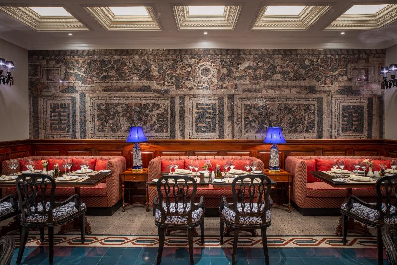 هتل Silk Path Grand Hue