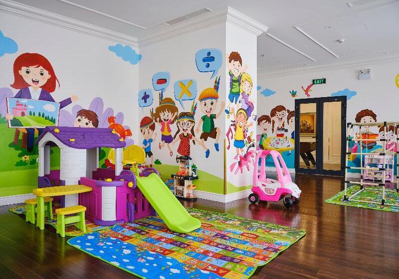 هتل Silk Path Grand Hue