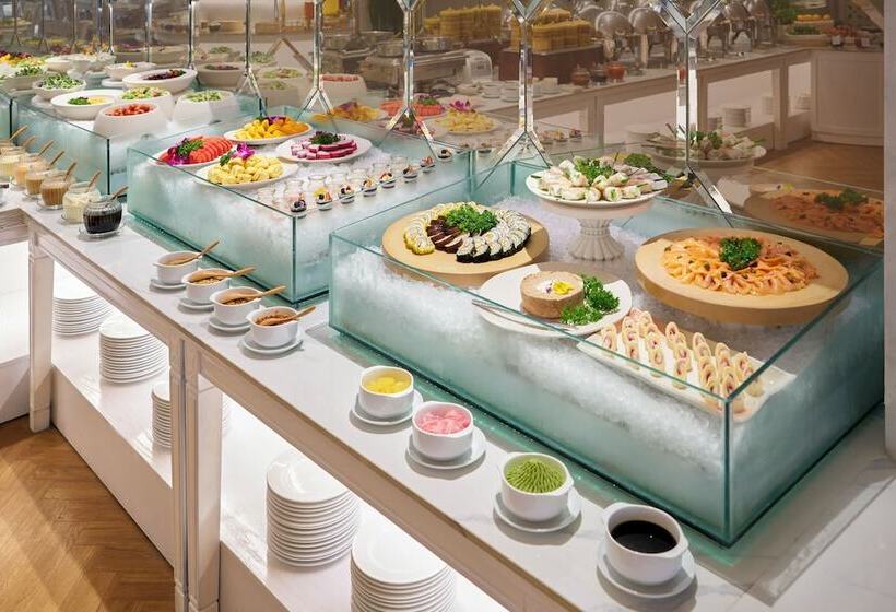 هتل Silverland Mây