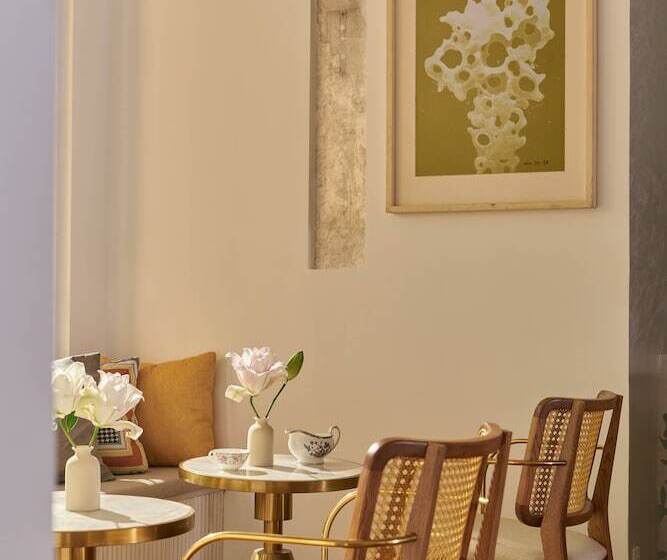 هتل Silverland Mây