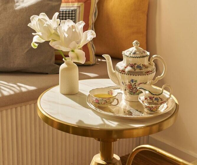 هتل Silverland Mây