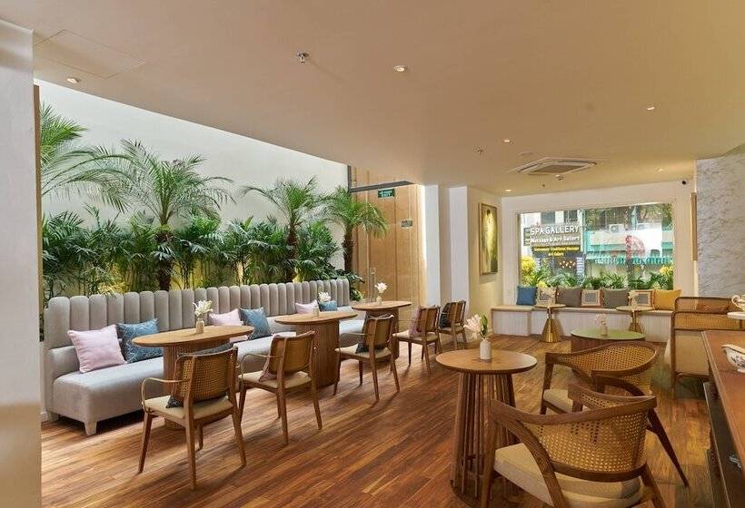 هتل Silverland Mây