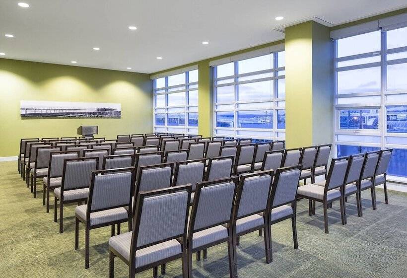 فندق The Westin Wall Centre, Vancouver Airport