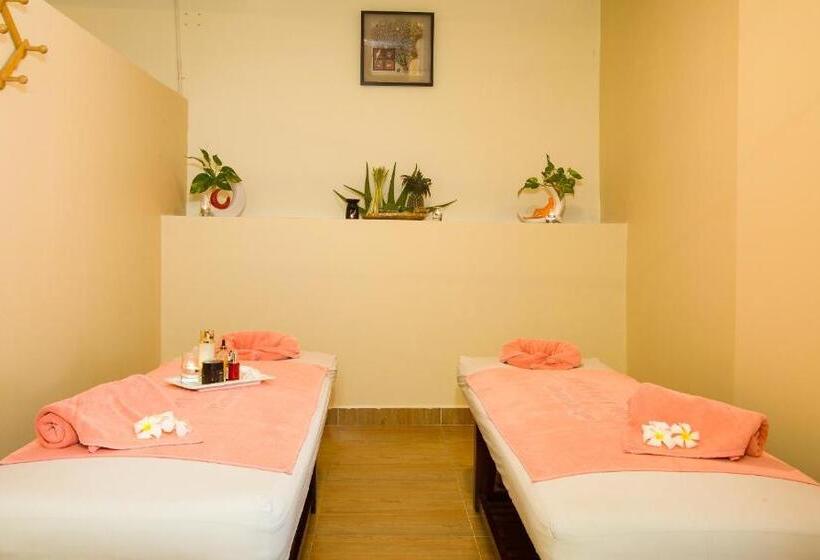 هتل Tien Dat Mui Ne Resort & Spa