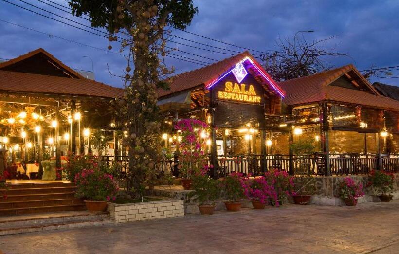 هتل Tien Dat Mui Ne Resort & Spa