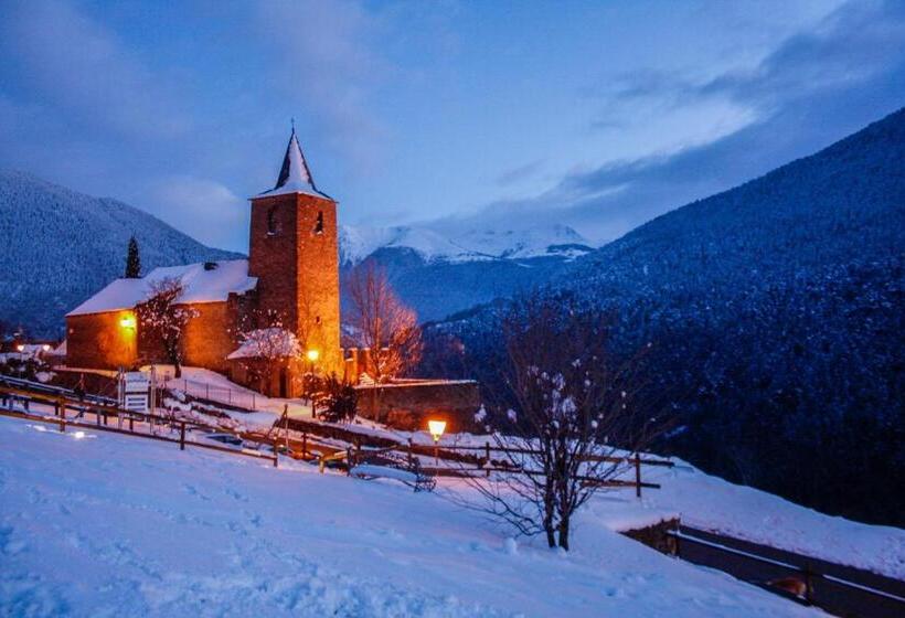 هتل Tierras De Arán