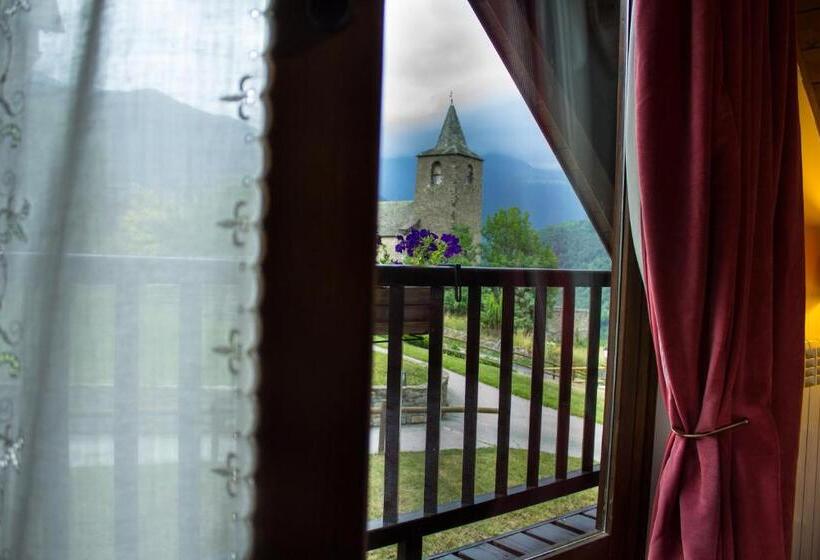 هتل Tierras De Arán