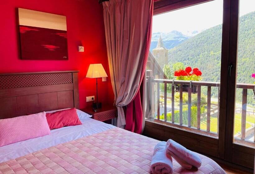 هتل Tierras De Arán