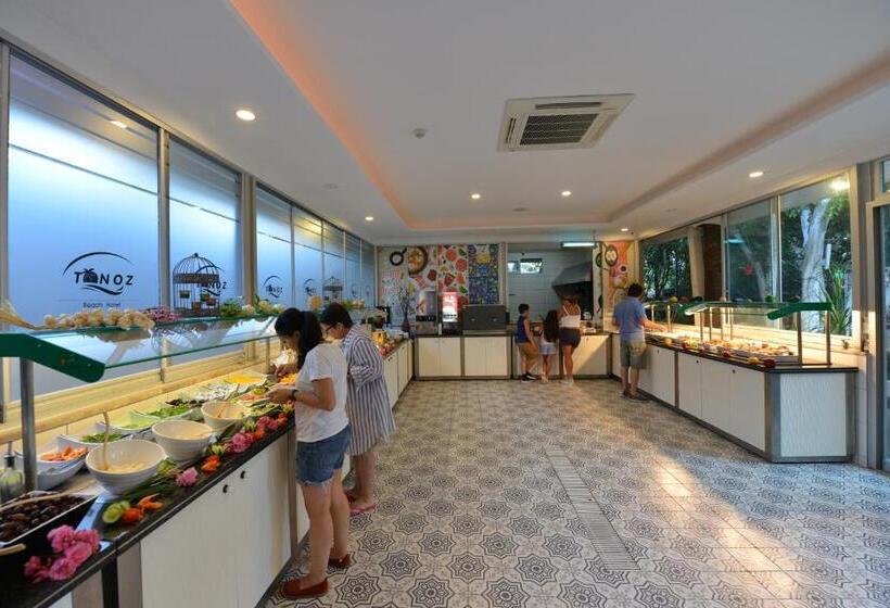 هتل Tonoz Beach