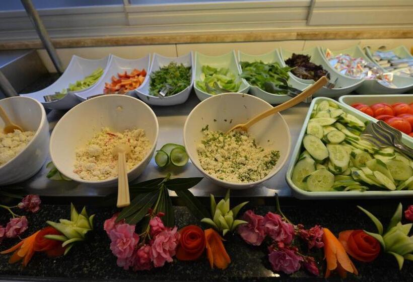 ホテル Tonoz Beach