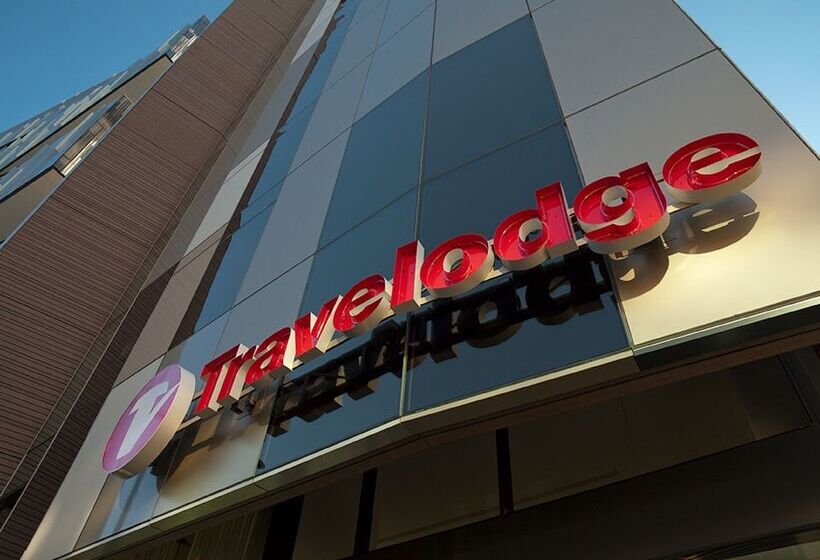 Travelodge Hotel Melbourne Docklands