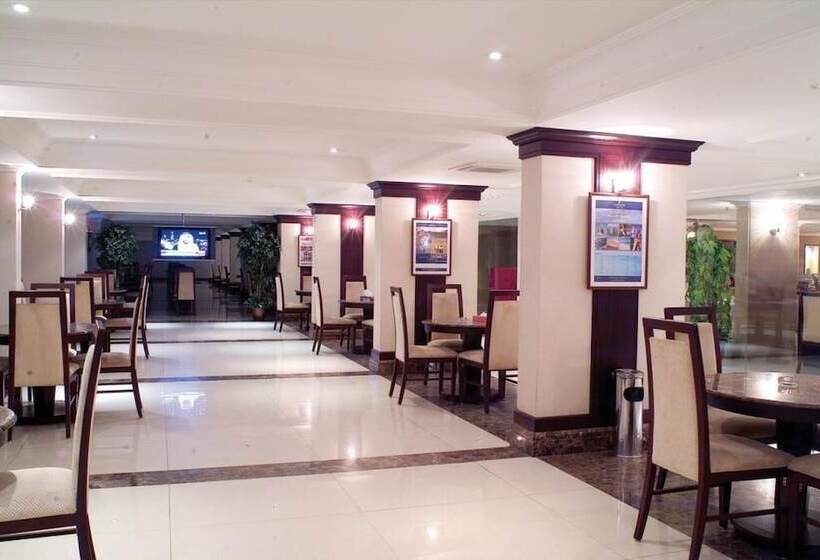 ホテル Tulip Inn Riyadh