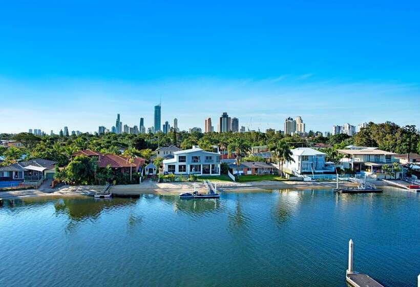 هتل Ultiqa Freshwater Point Resort