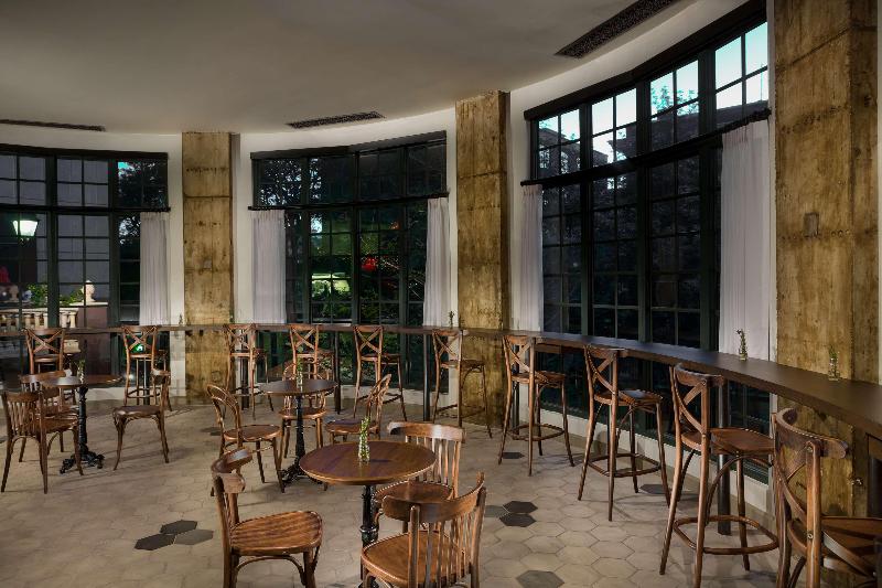 فندق Valencia Riverwalk