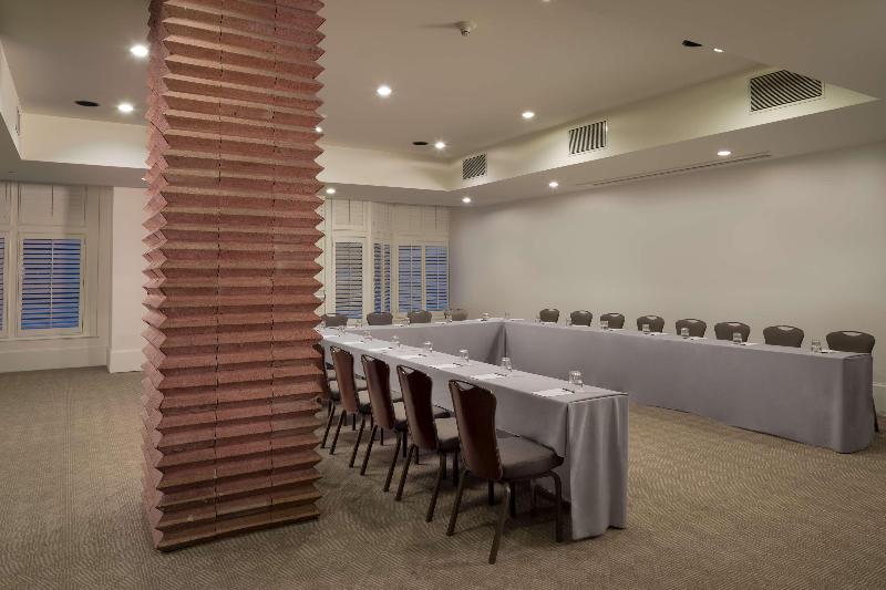 فندق Valencia Riverwalk