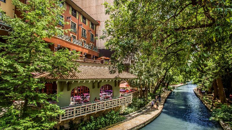 فندق Valencia Riverwalk