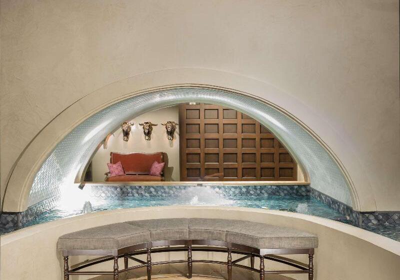 فندق Valencia Riverwalk