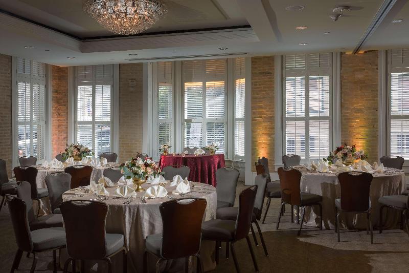 فندق Valencia Riverwalk