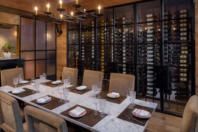 فندق Valencia Riverwalk