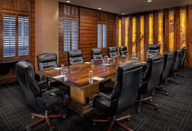 فندق Valencia Riverwalk