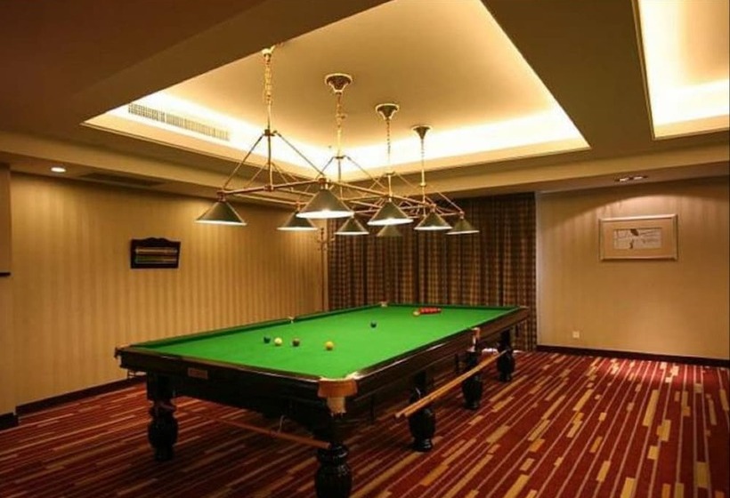 Отель Vaya International