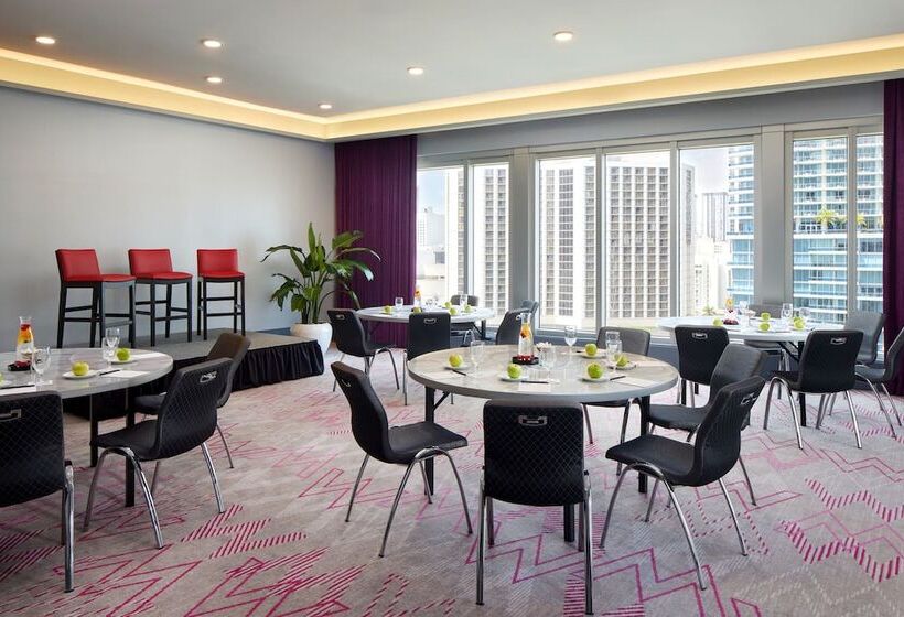 בית מלון כפרי W Miami