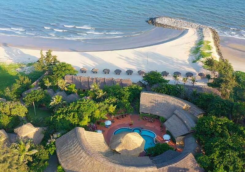 هتل White Sand Resort