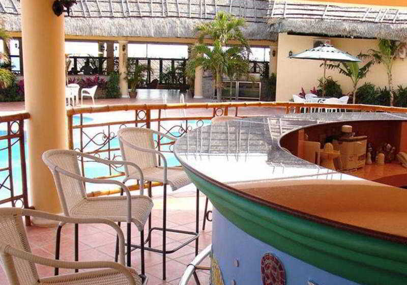 هتل White Sand Resort