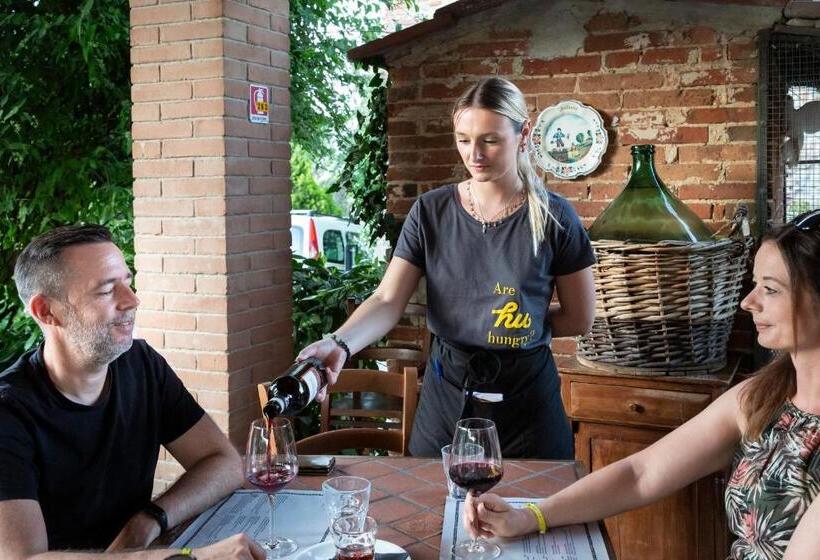 Hu Norcenni Girasole Village