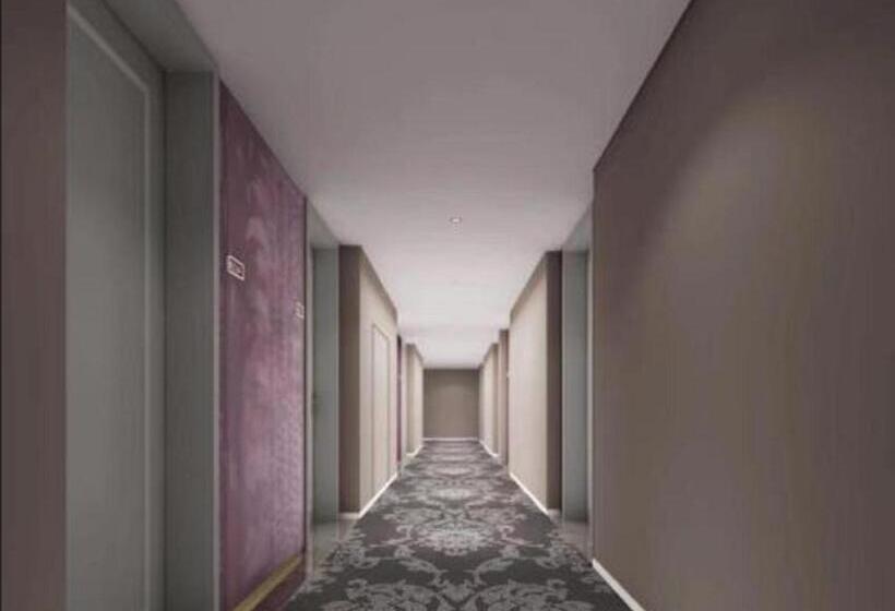 모텔 Mercure Shenzhen Sports Center