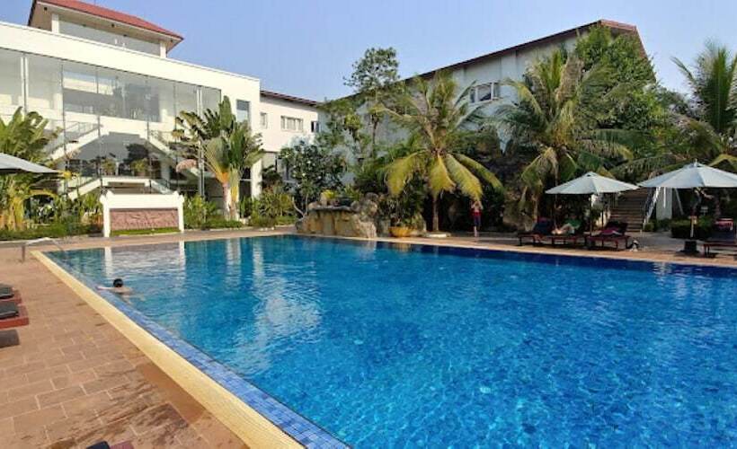 هتل Eg Paradise Angkor Villa