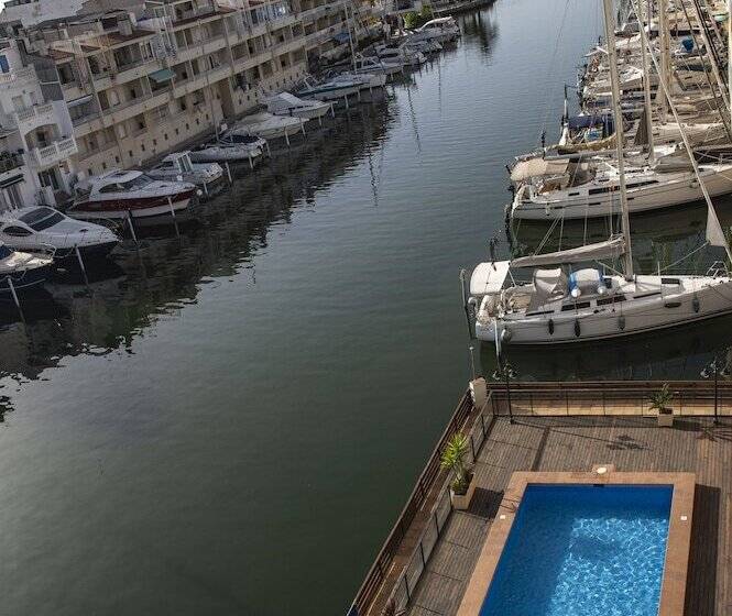 Pierre & Vacances Empuriabrava Marina