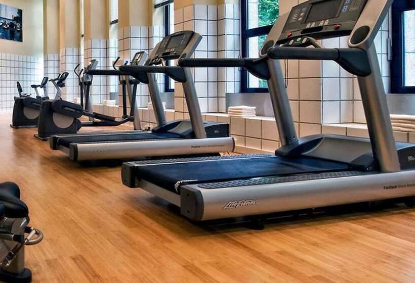 Ramee Suite Apartment 4