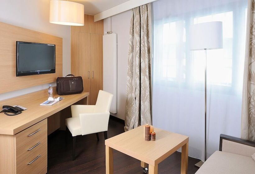 Residhome Nantes Berges De La Loire