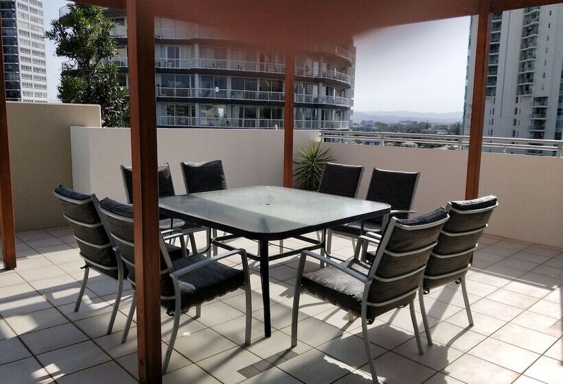 Trilogy Surfers Paradise