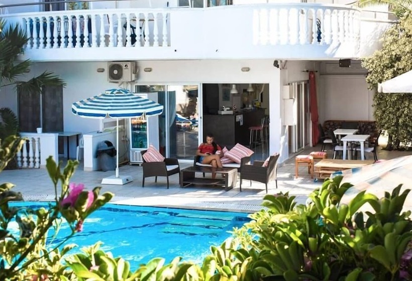 White Palace Studios