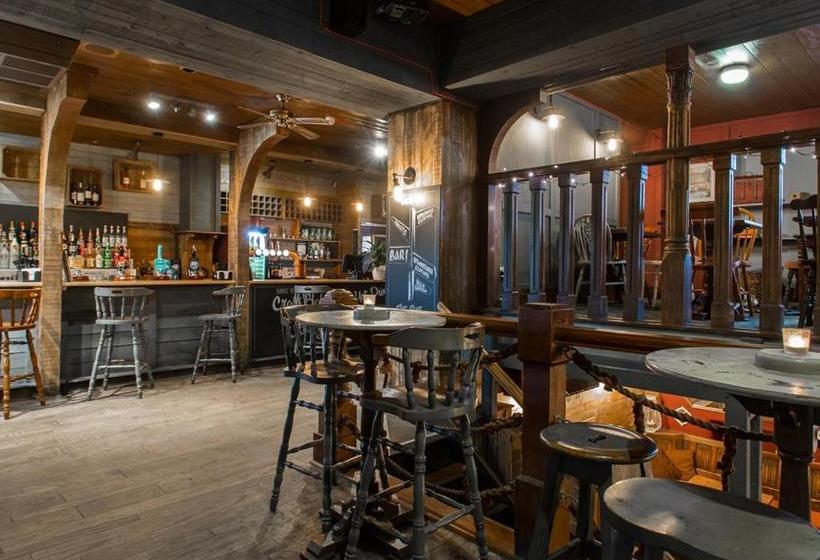 هاستل Pub On The Hoe