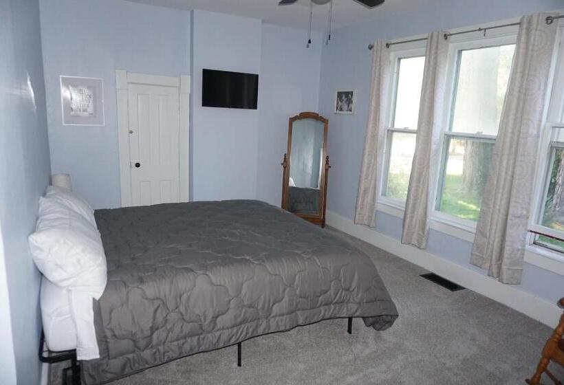 Bed and Breakfast Charlevoix House The Northside