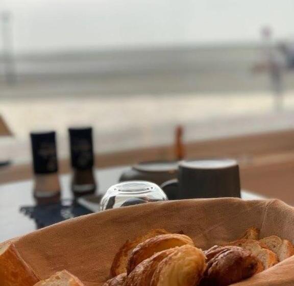 مبيت وإفطار Les Mouettes Blessées