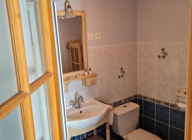 مبيت وإفطار Les Mouettes Blessées