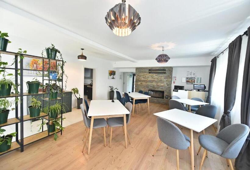 مبيت وإفطار Mira By Atra