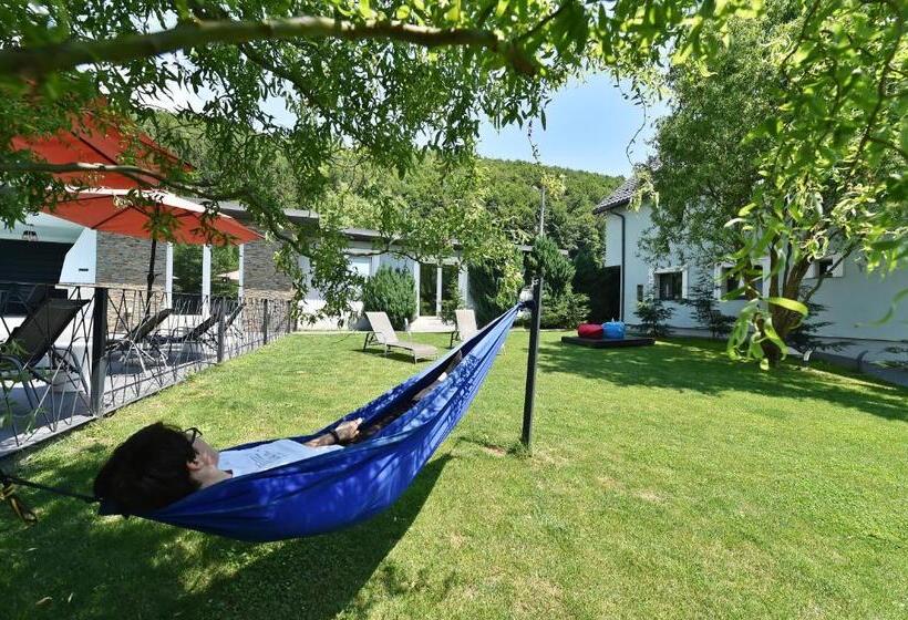 مبيت وإفطار Mira By Atra